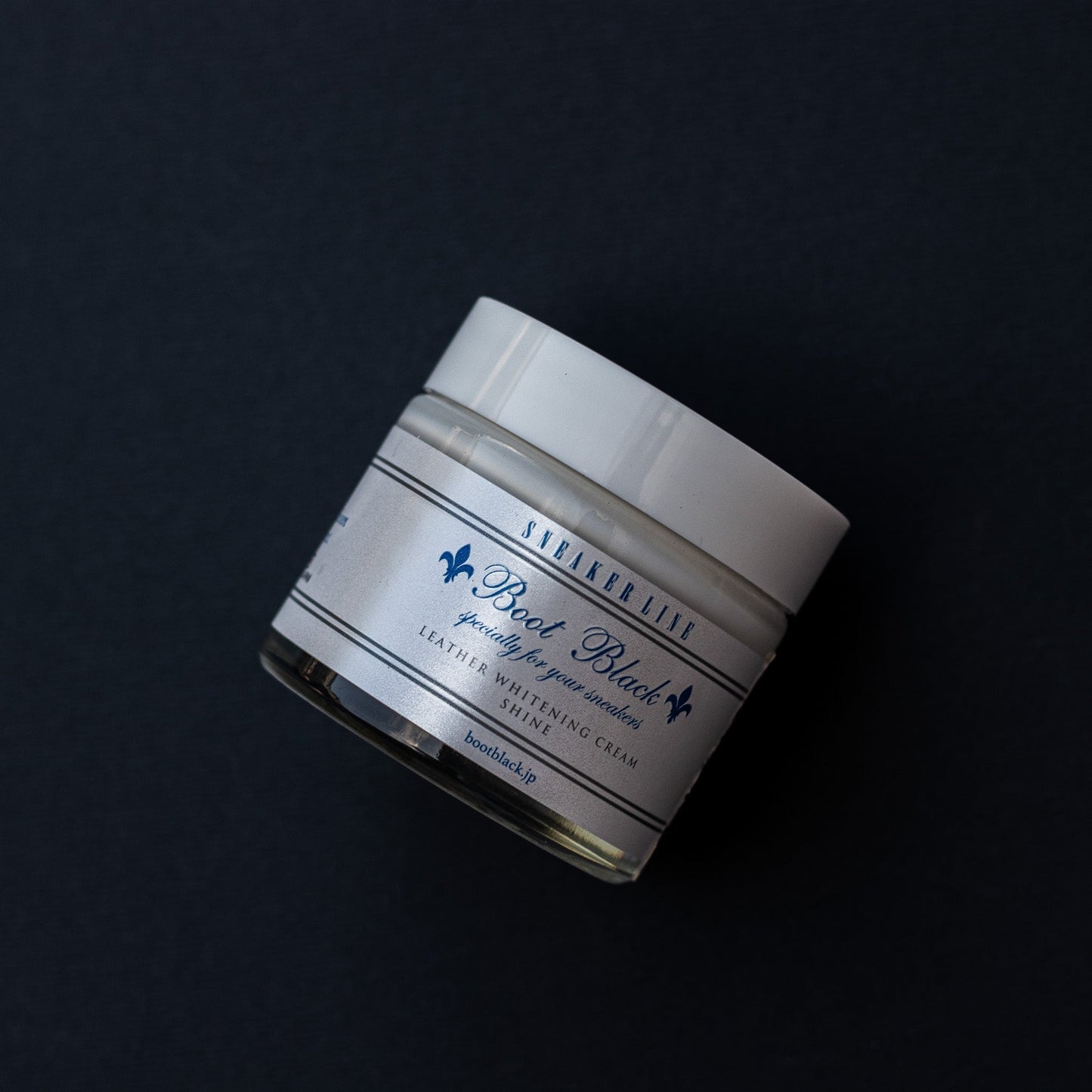 Boot Black / Leather Whitening Cream (Shine) Jalan Sriwijaya